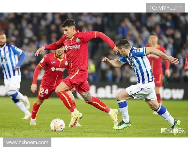 切尔西阵容豪华却难显整体，人多反致攻防脱节